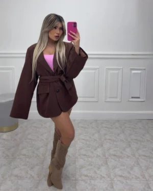 Blazer con cintura in vita